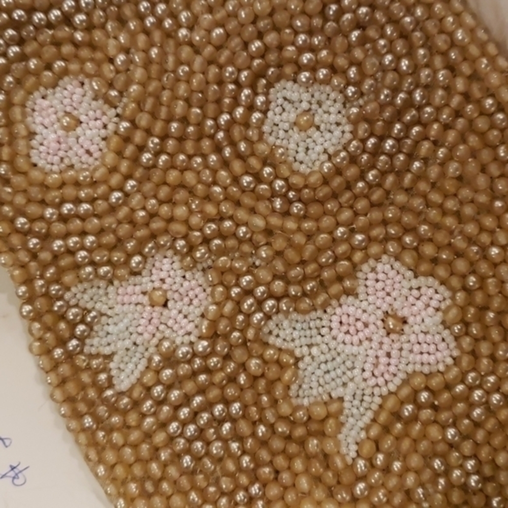 Dark‎ Cream Vintage 7 Floral Beaded Clutch Bag - Picture 2 of 6